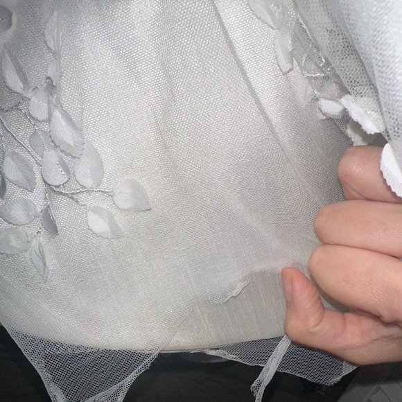 Elegant White Strapless Wedding Dress - Picture 14 of 14